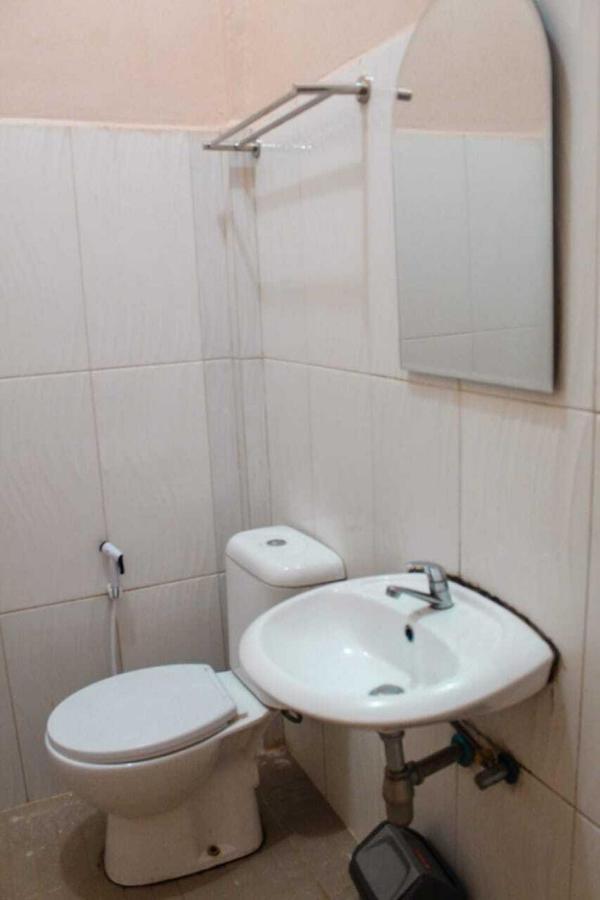Oyo Flagship 2799 Berastagi Backpacker Rooms 외부 사진
